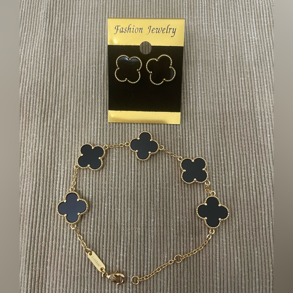 Gold clover bracelet and earrings set